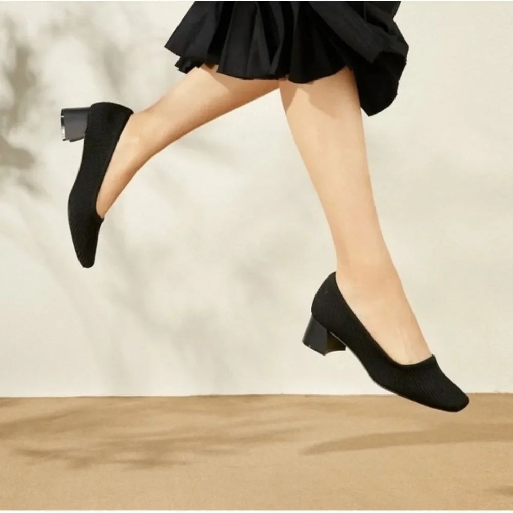 Vivaia Melody Square Toe Knit Block Heels Pump Navy Blue Size 39 EU 8 US